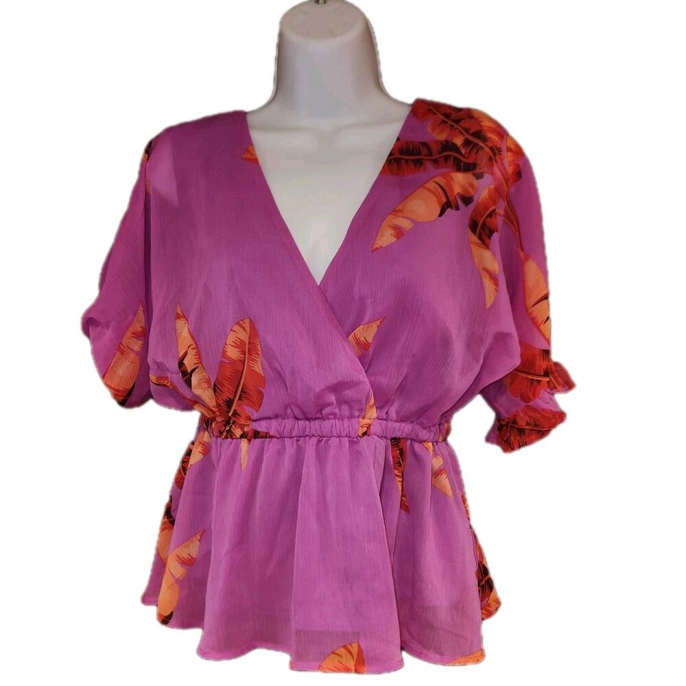 Sofia Vergara jeans Magenta Flower V Neck Top Sz‎ XS